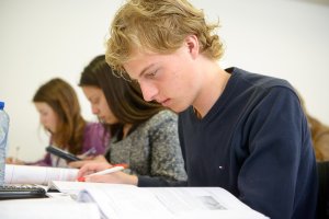 Leerlingen examentraining natuurkunde SSL